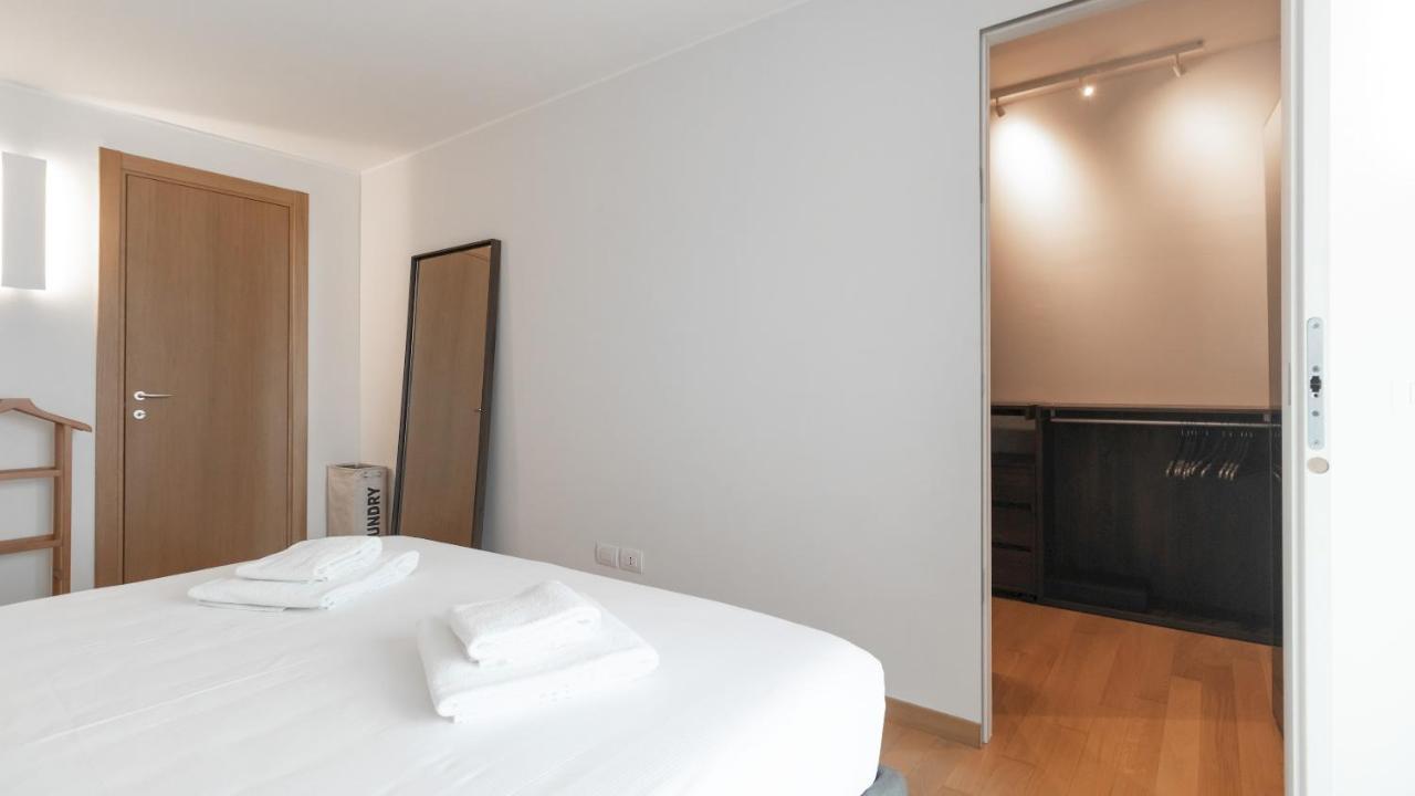Italianway - Imperia 43 Apartment Milan Bagian luar foto