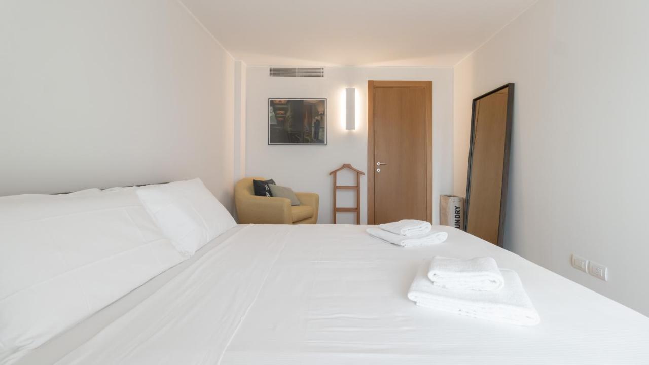 Italianway - Imperia 43 Apartment Milan Bagian luar foto